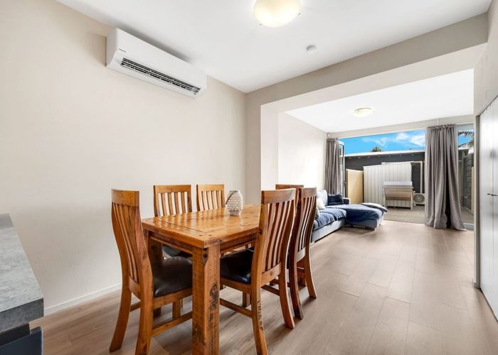  at 6 Haven Drive, East Tamaki, Auckland