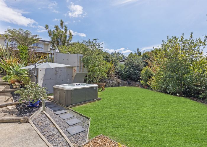  at 64 Tamahere Drive, Glenfield, Auckland