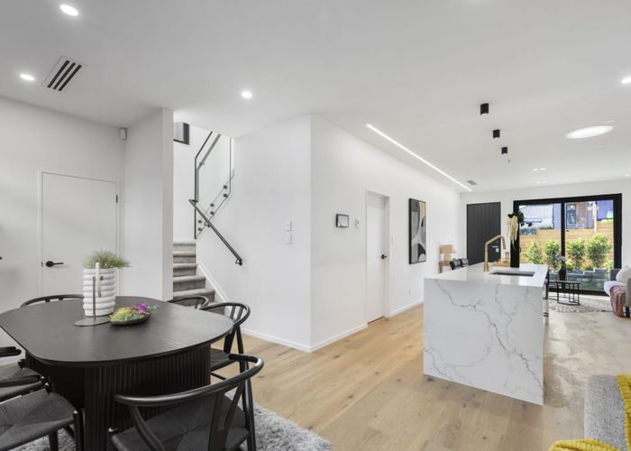  at Unit 3, 60 Sunderlands Road, Half Moon Bay, Manukau City, Auckland