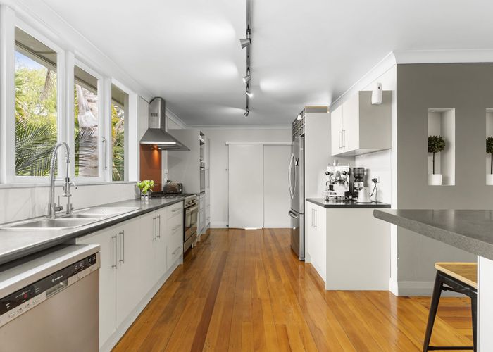  at 1180 Alfriston Road, Alfriston, Auckland