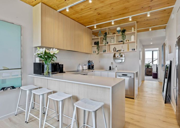  at 9/40 Waiparaheka Drive, Milldale, Rodney, Auckland