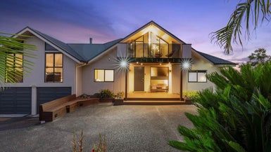  at 97 Lonely Track Road, Fairview Heights, Auckland