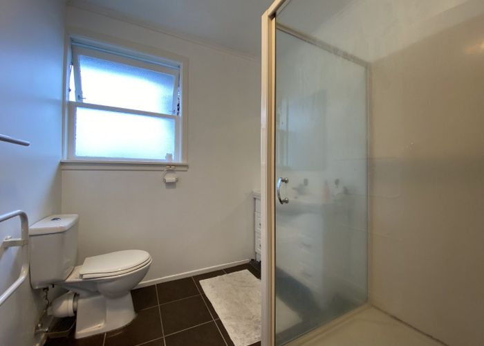  at 12 Trinidad Road, Sunnynook, North Shore City, Auckland