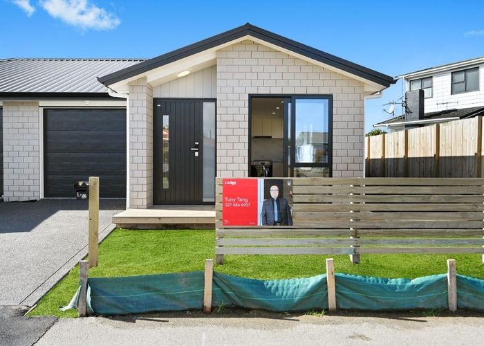  at 1/52 Fairview Street, Fairview Downs, Hamilton