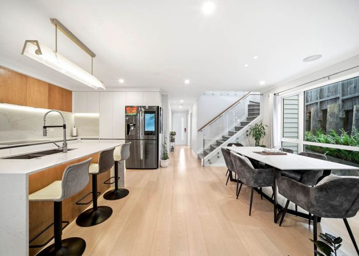  at 123A Forrest Hill Road, Forrest Hill, North Shore City, Auckland