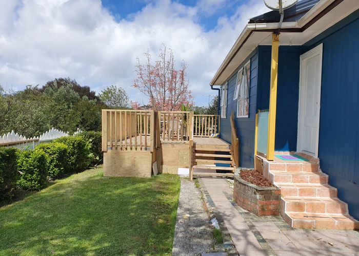  at 14 Chislehurst Street, Henderson, Auckland