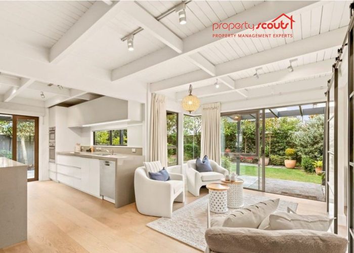  at 32 Saint Columbans Grove, Boulcott, Lower Hutt