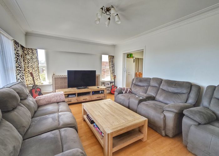  at 32 Collie Street, Hillpark, Auckland
