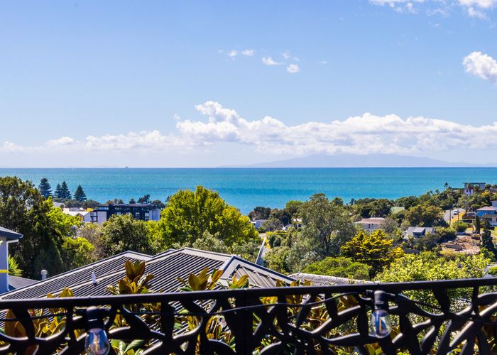 at 26 Arran Road, Browns Bay, North Shore City, Auckland