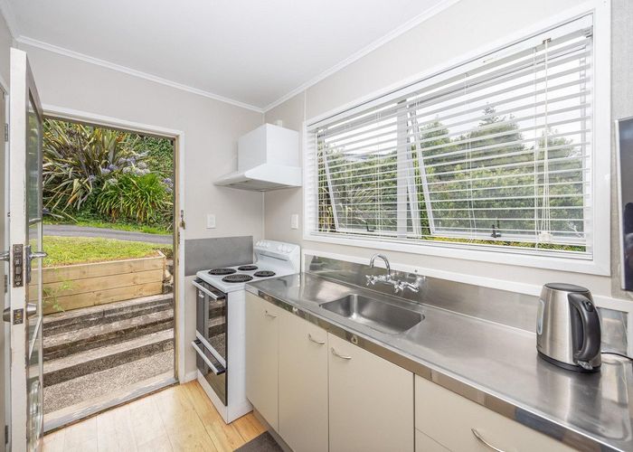  at 21C Resthill Crescent, Glenview, Hamilton