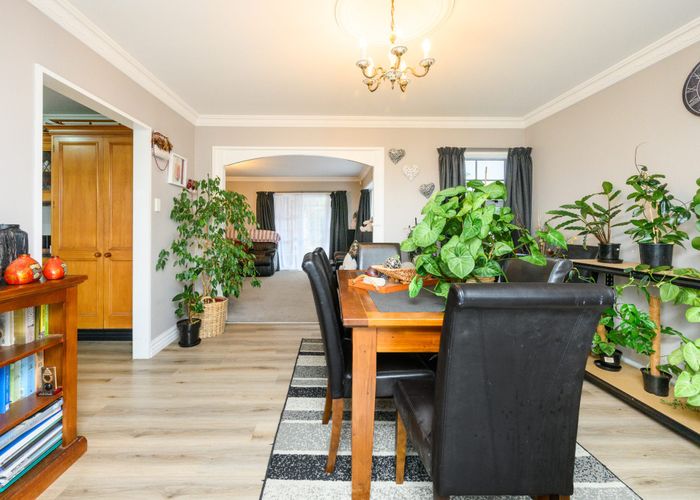  at 6 Grange Place, Milson, Palmerston North, Manawatu / Whanganui