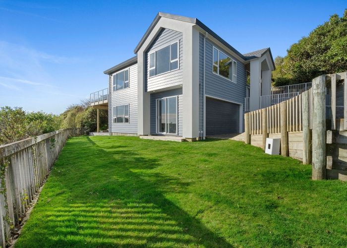  at 5 Landsdowne Terrace, Karori, Wellington