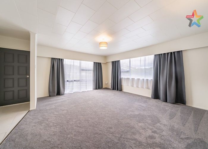  at 1/293 Wellington Road, Wainuiomata, Lower Hutt