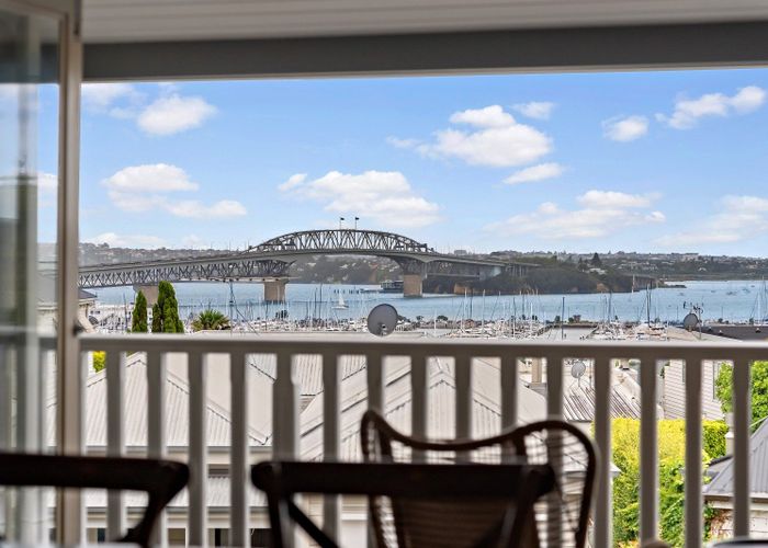  at 8 Dunedin Street, Saint Marys Bay, Auckland City, Auckland