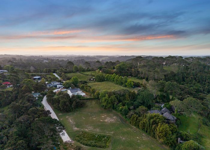  at 3 Kaiao Place, Okura, North Shore City, Auckland