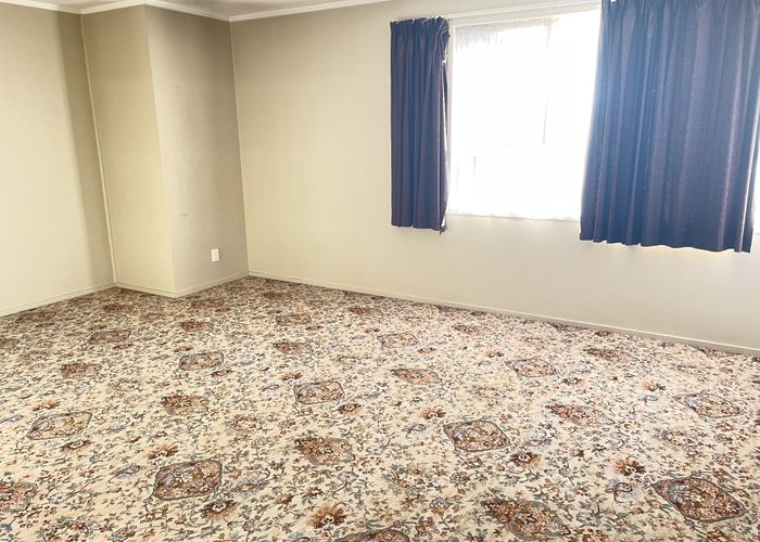  at 7 Garth Place, Manurewa, Manukau City, Auckland