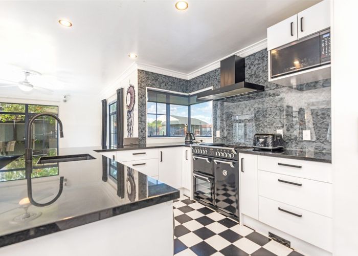  at 18 Rose Place, Awapuni, Palmerston North, Manawatu / Whanganui