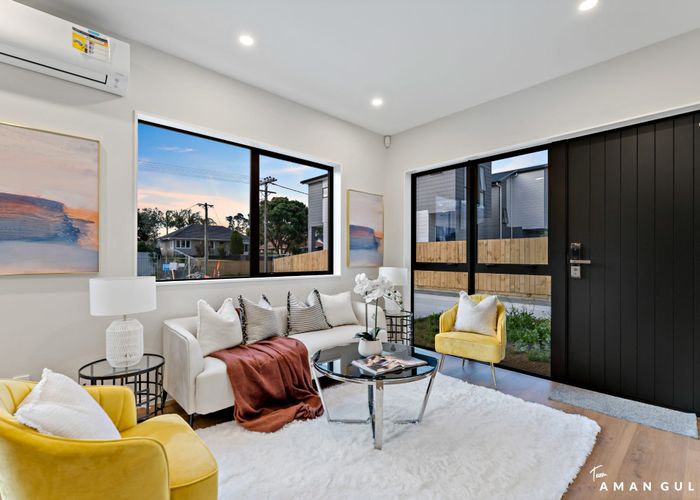  at 14 Serjeant Street, Henderson, Waitakere City, Auckland