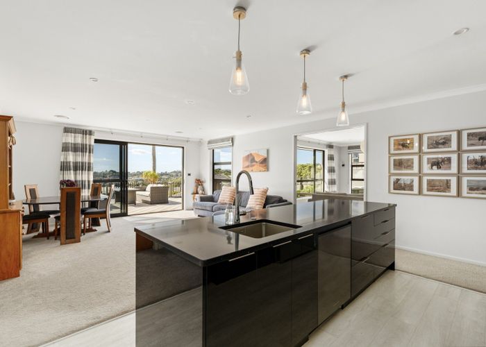 at 21 Benmore Crescent, Pyes Pa, Tauranga