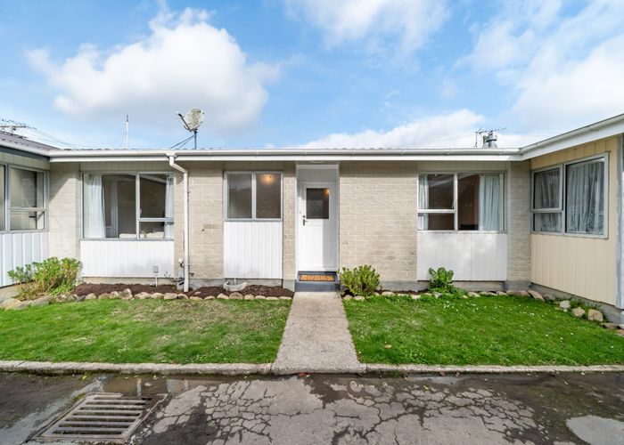  at 2/10 Islington Street, Trentham, Upper Hutt, Wellington