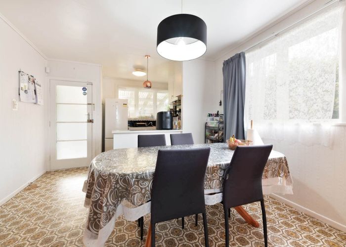  at 3 Bellamy Place, Blockhouse Bay, Auckland City, Auckland