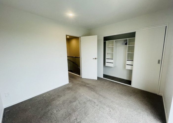  at 10/1 Sylvan Crescent , Te Atatu South, Waitakere City, Auckland