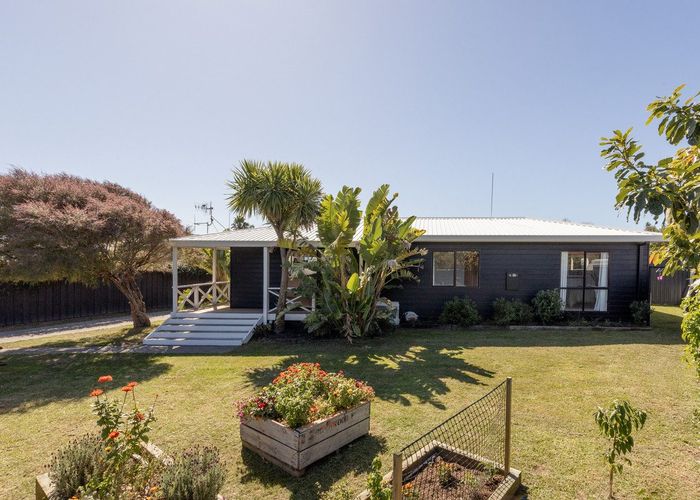  at 11 Barbara Grove, Papamoa Beach, Papamoa
