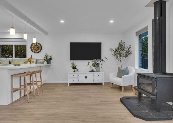  at 9 Charnwood Crescent, Bishopdale, Christchurch City, Canterbury