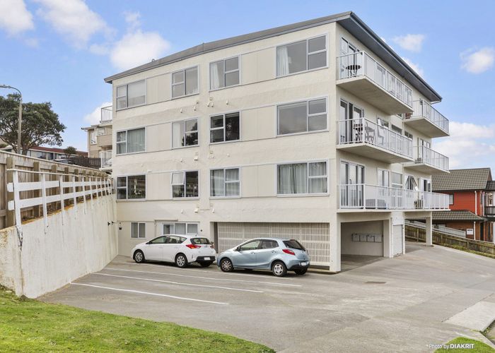  at 3/32 Akaroa Drive, Maupuia, Wellington