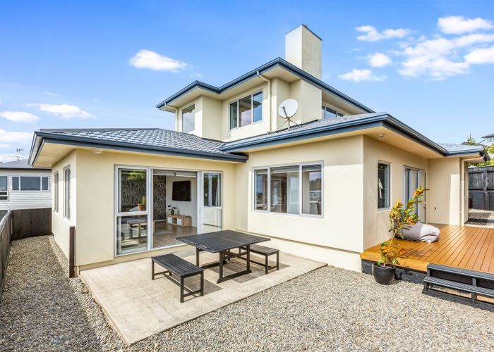 For sale 12 Milford Street, Aotea, Porirua, Wellington homes.co.nz