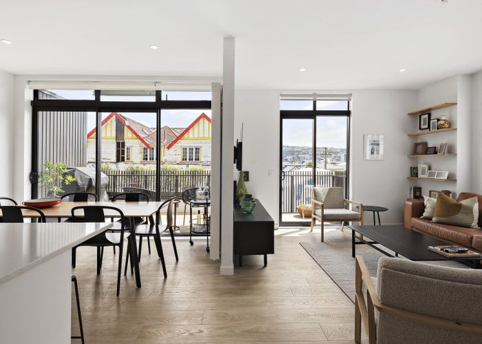  at 4 Armour Avenue, Mount Victoria, Wellington