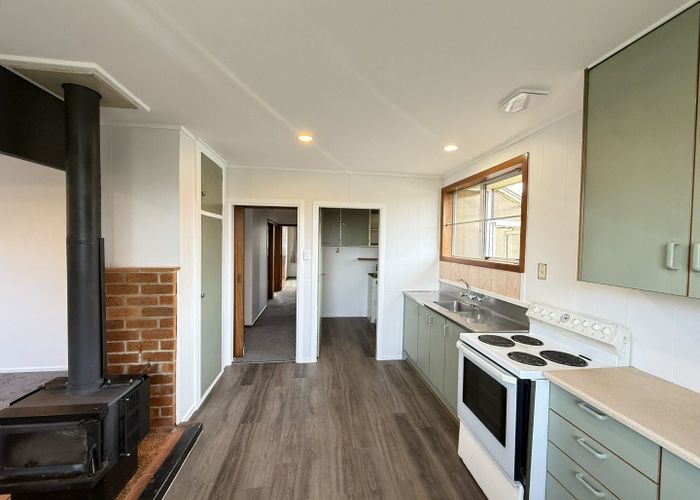  at 40 Frensham Crescent, Woolston, Christchurch City, Canterbury