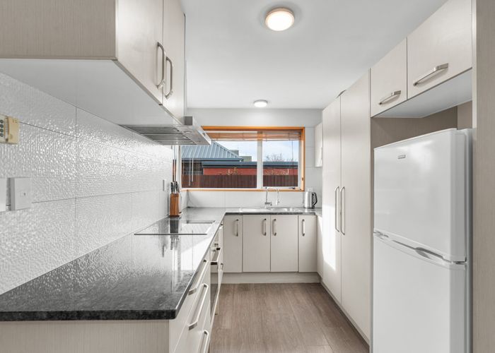  at 1/18 Burdale Street, Riccarton, Christchurch City, Canterbury
