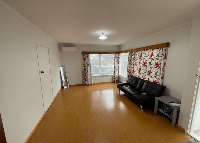  at 3A Chartwell Avenue, Glenfield, North Shore City, Auckland