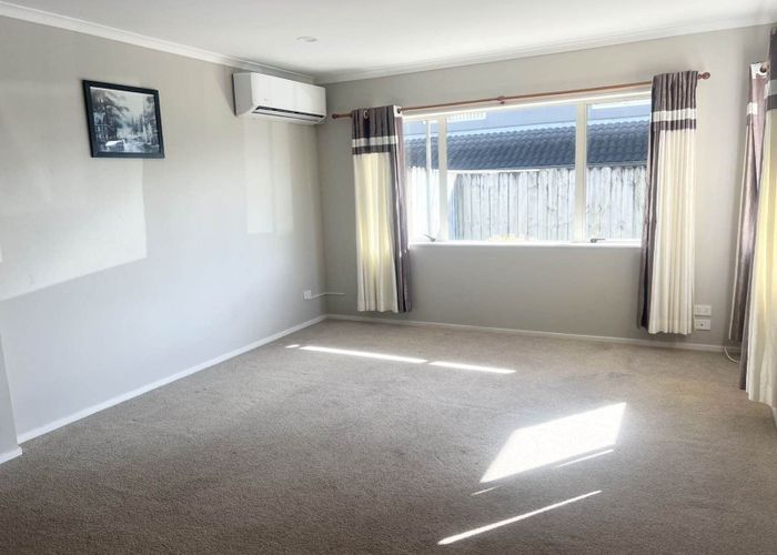  at 42 Raphoe Road, Flat Bush, Manukau City, Auckland