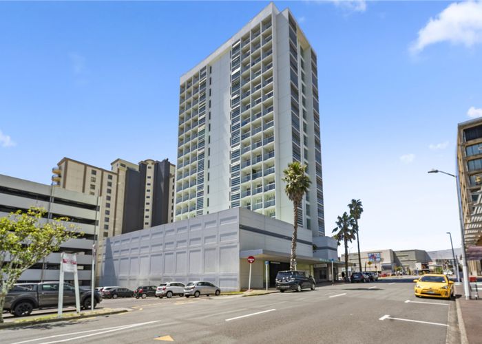  at 301/17 Amersham Way, Manukau, Manukau City, Auckland