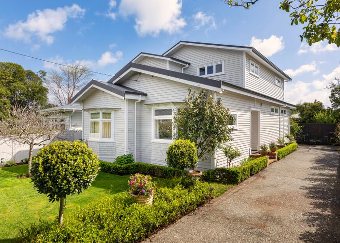 at 25 Hazelmere Road, Sandringham, Auckland