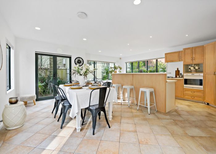  at 3/58-60 Heathcote Road, Castor Bay, North Shore City, Auckland