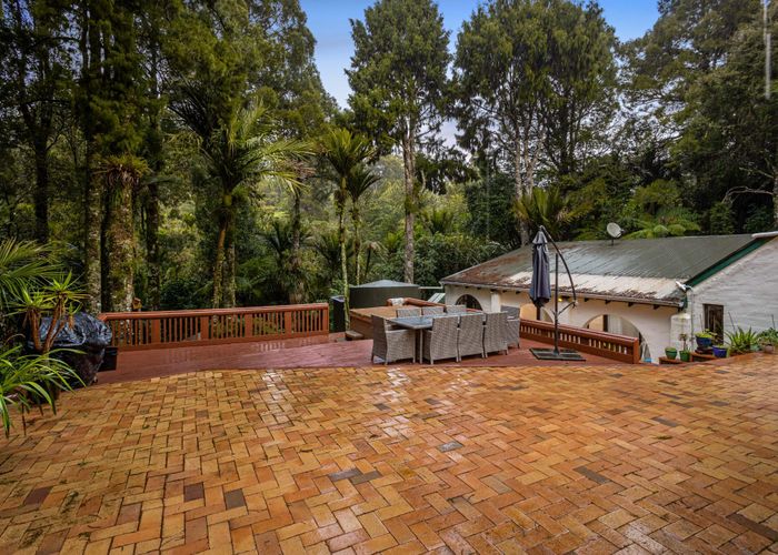  at 719 Scenic Drive, Henderson Valley, Waitakere City, Auckland