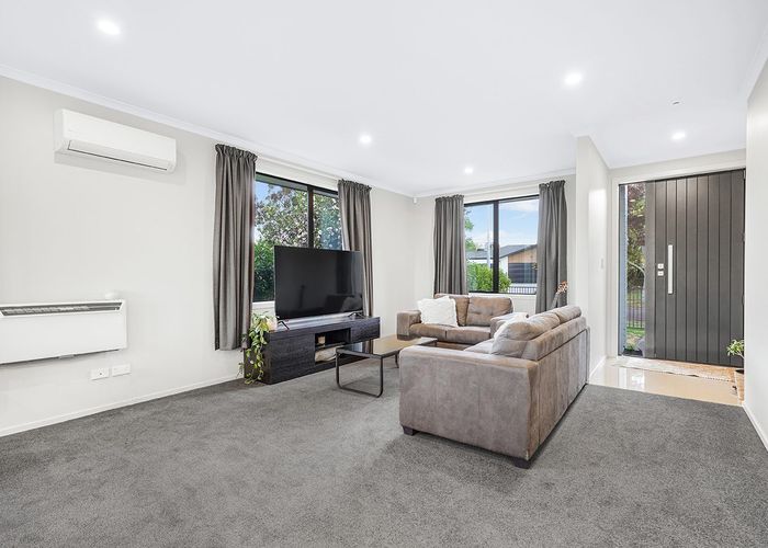  at 1B Meridian Place, Flagstaff, Hamilton