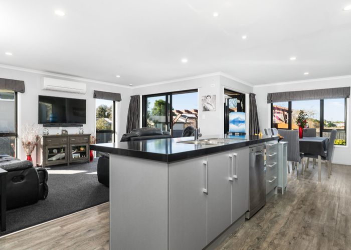  at 14 Farnborough Street, Aranui, Christchurch City, Canterbury