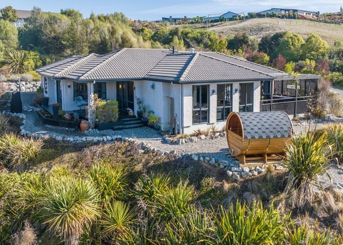  at 43 Redvale Road, Redwood Valley