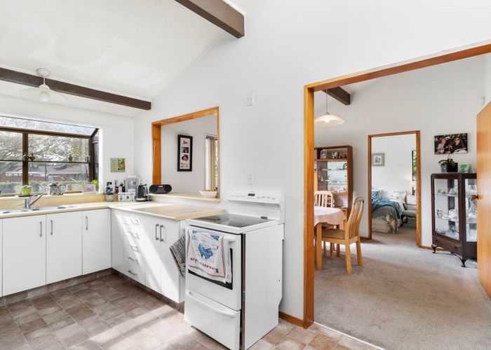  at 11 Kindergarten Drive, Conifer Grove, Takanini