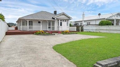  at 92 Blockhouse Bay Road, Avondale, Auckland