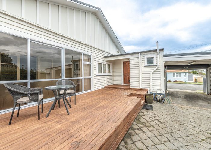  at 51 Maxwell Avenue, Durie Hill, Whanganui