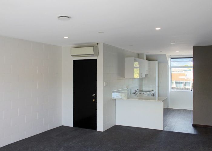  at 2/107 Holly Road, St. Albans, Christchurch City, Canterbury