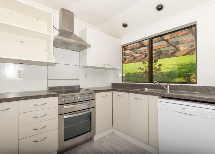  at 22 Albatross Close, Whitby, Porirua, Wellington