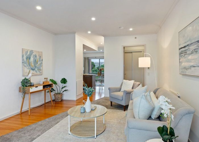  at 24/4 Seaview Road, Paraparaumu Beach, Kapiti Coast, Wellington