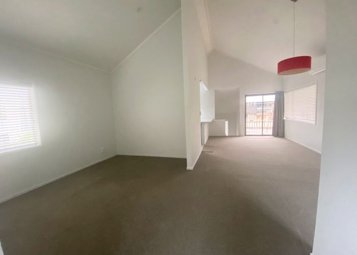  at 88 Beach Road, Castor Bay, North Shore City, Auckland