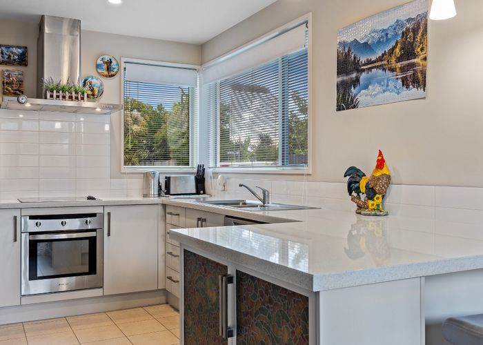  at 1/158 Harewood Road, Papanui, Christchurch